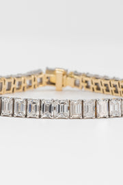 Bracelet tennis en moissanite taille émeraude